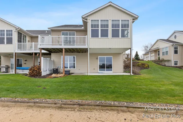 $524,900 | 7443 Watermark Drive, Unit 32, Allendale, MI 49401