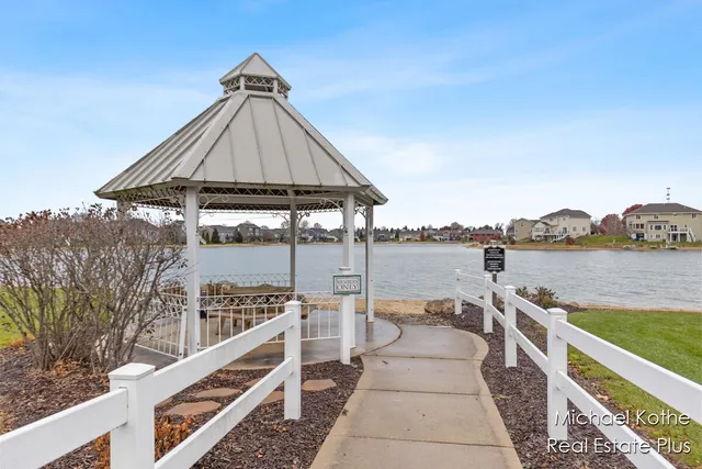 $524,900 | 7443 Watermark Drive, Unit 32, Allendale, MI 49401