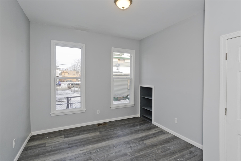 64 Thompson Street Springfield, MA 01109 - Photo 30 of 30