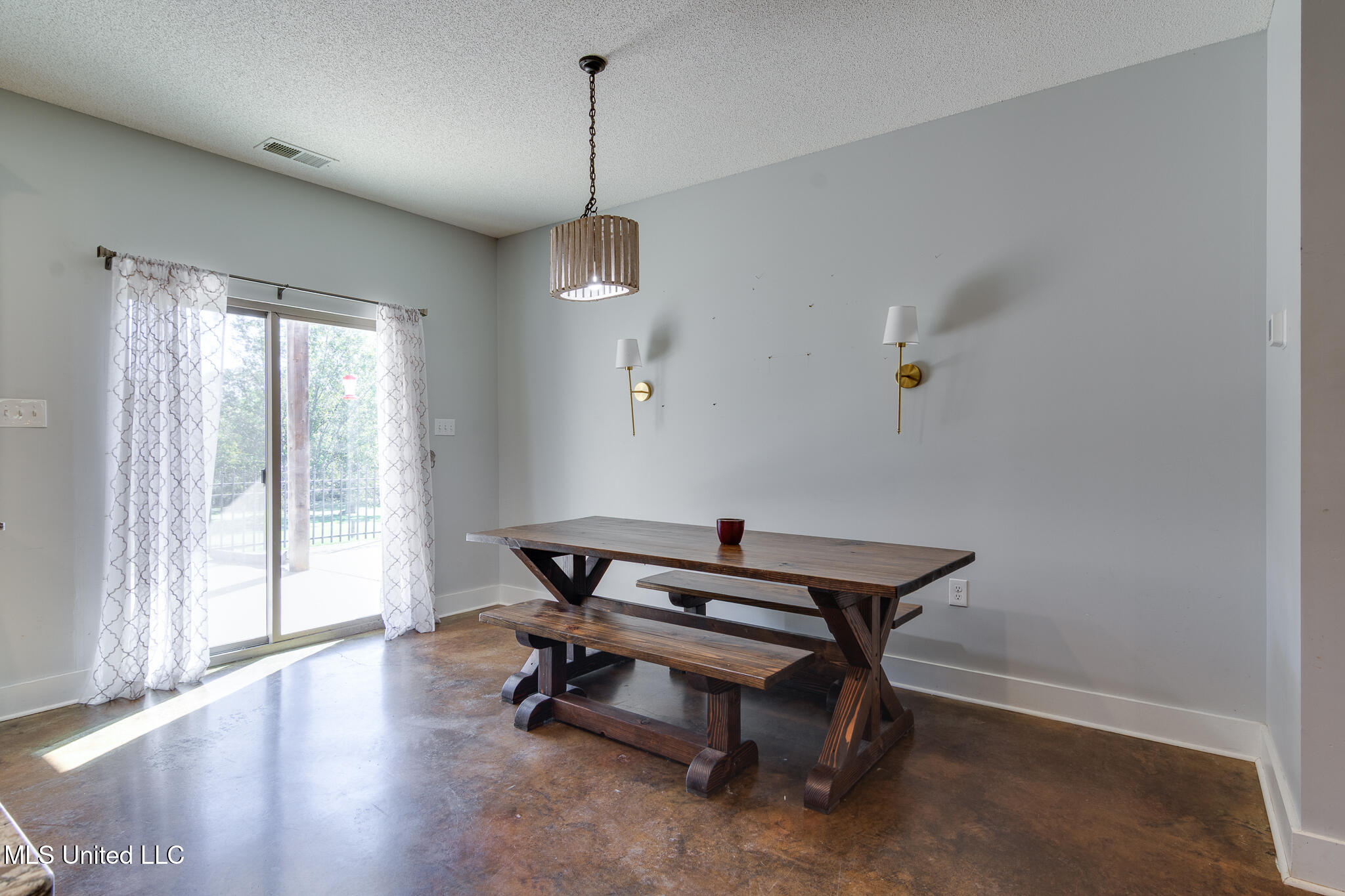 950 Malone Road South Hernando, MS 38632 - Photo 11 of 32 950 Malone Road South-10