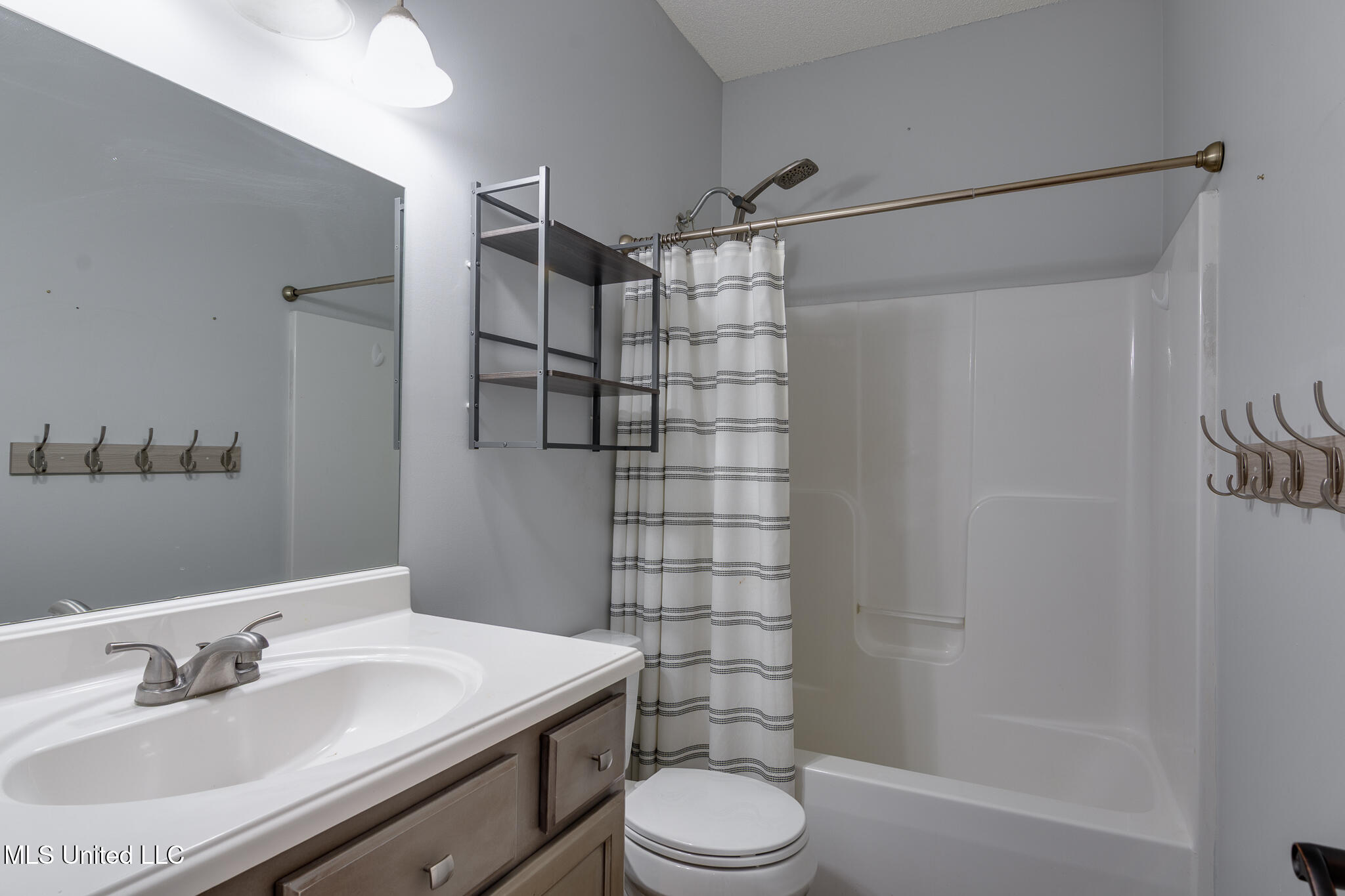 950 Malone Road South Hernando, MS 38632 - Photo 21 of 32 950 Malone Road South-19