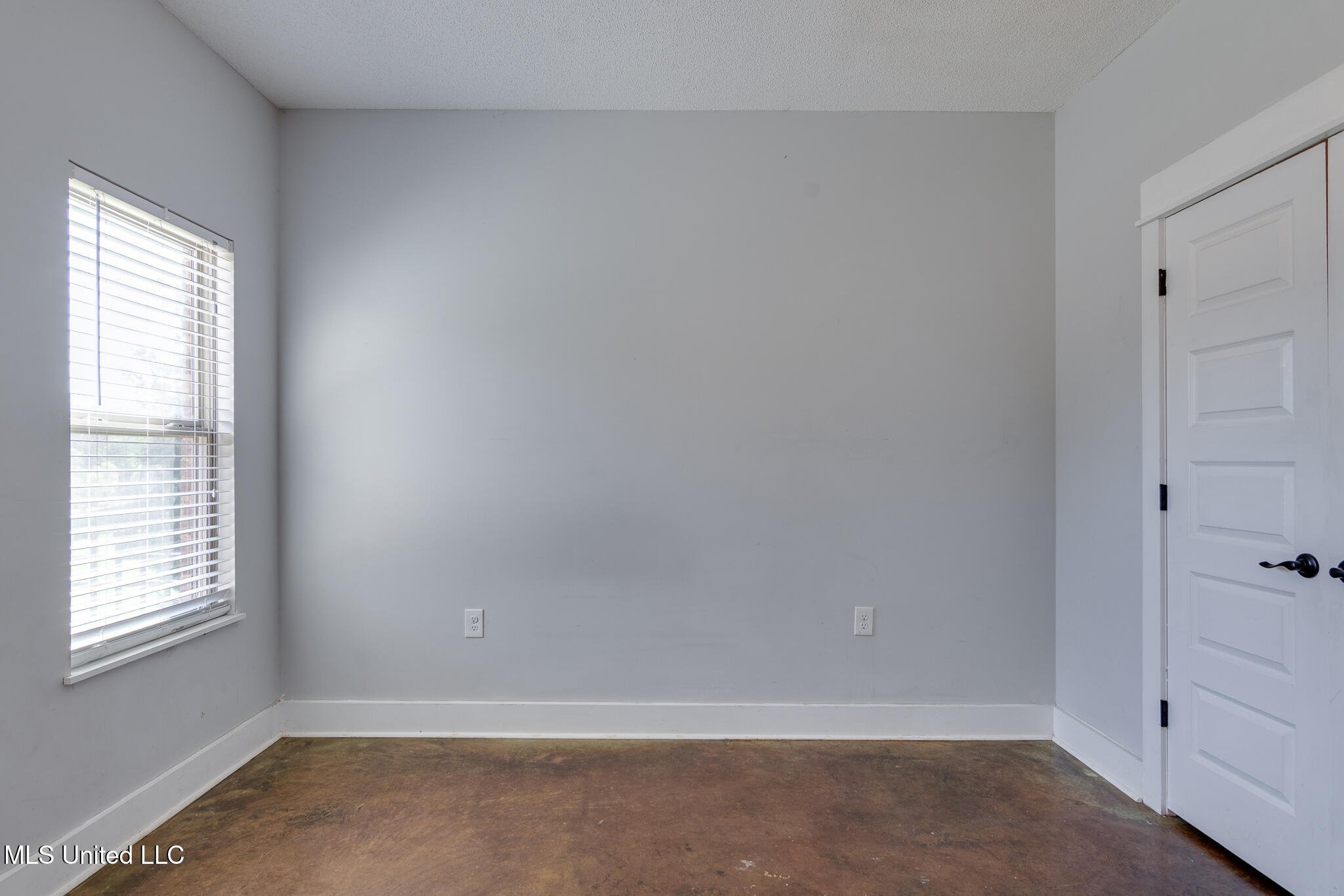 950 Malone Road South Hernando, MS 38632 - Photo 23 of 32 950 Malone Road South-22