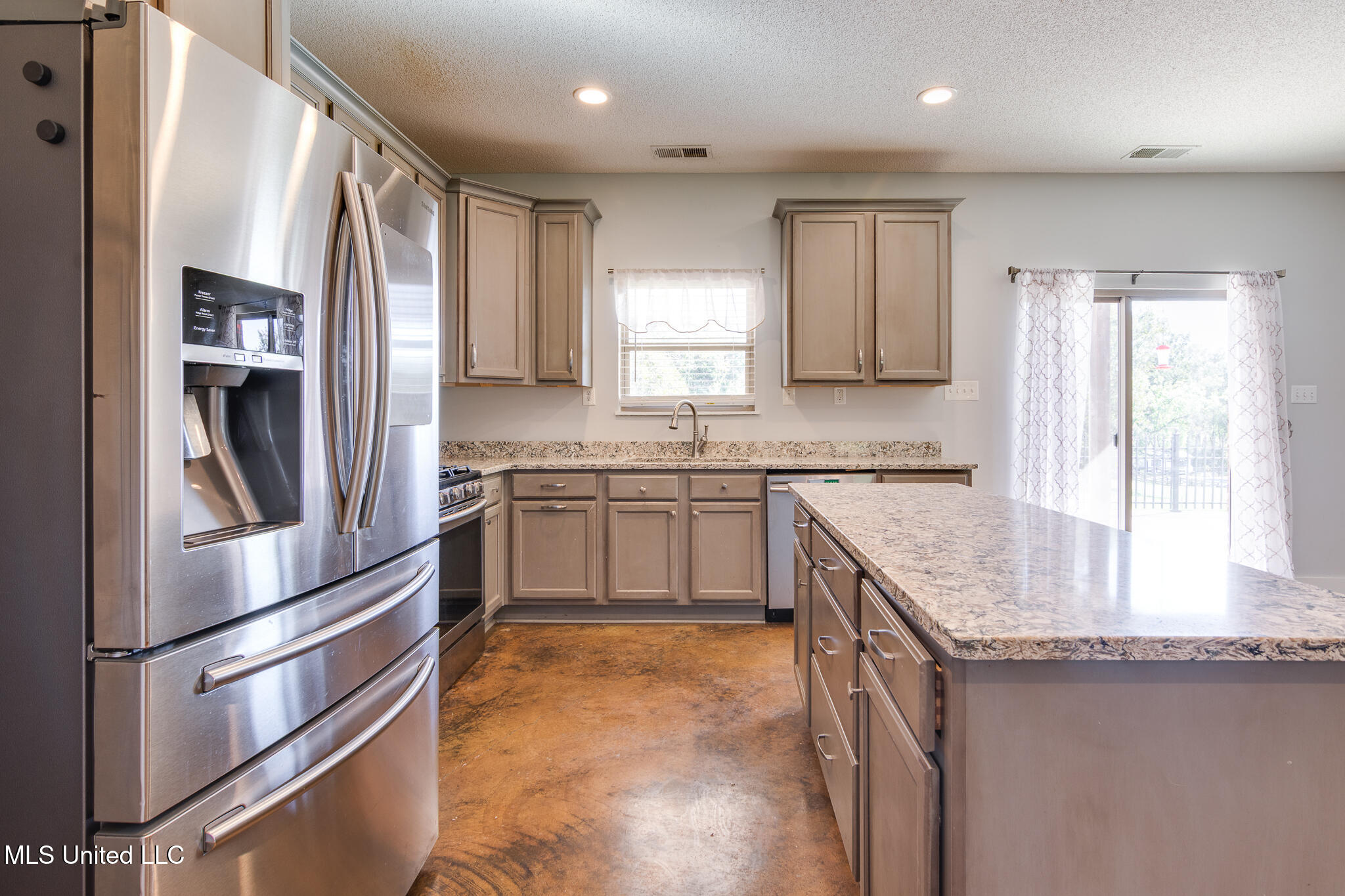 950 Malone Road South Hernando, MS 38632 - Photo 10 of 32 950 Malone Road South-15