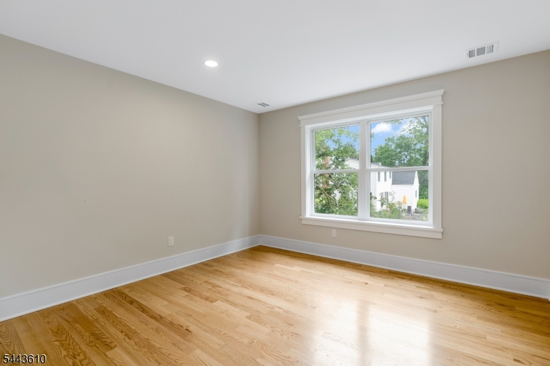 752 Valley Road Gillette, NJ 07933 - Photo 37 of 50