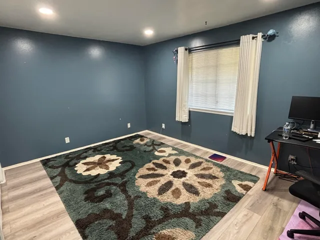 $2,100 | 20245 Independence Drive, Unit B, Brookfield, WI 53045