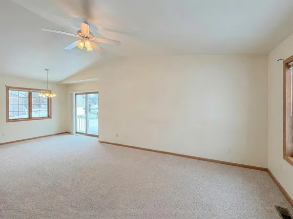 $339,900 | 4530 Oaktree Court, Unit 4532, Manitowoc, WI 54220