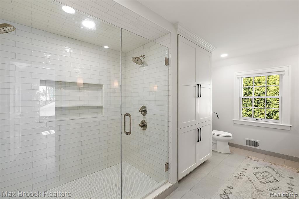 1259 Dorchester Road Birmingham, MI 48009 - Photo 25 of 46 Gallery Image 25