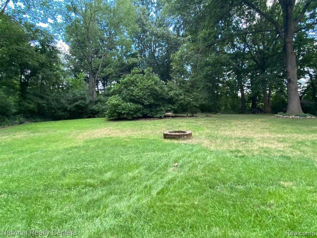 9020 Crouse Road Howell, MI 48855 - Photo 38 of 39