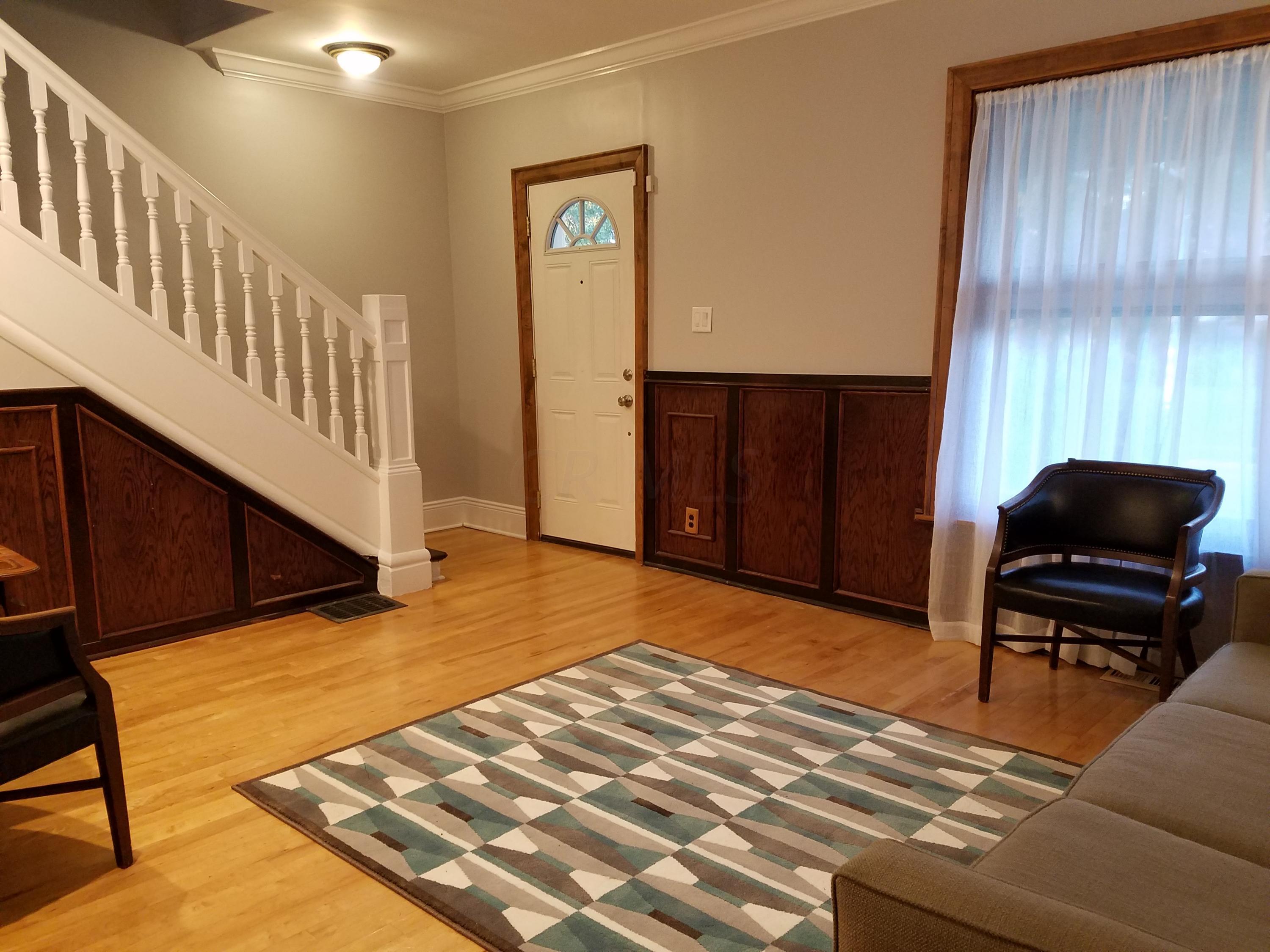 545 South Hampton Road Columbus, OH 43213 - Photo 7 of 32