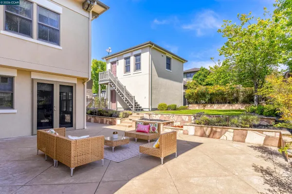 $1,585,000 | 1018 Promenade Street, Hercules, CA 94547
