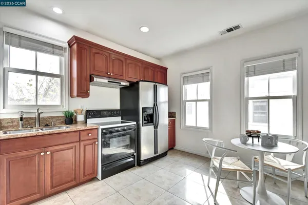 $1,585,000 | 1018 Promenade Street, Hercules, CA 94547