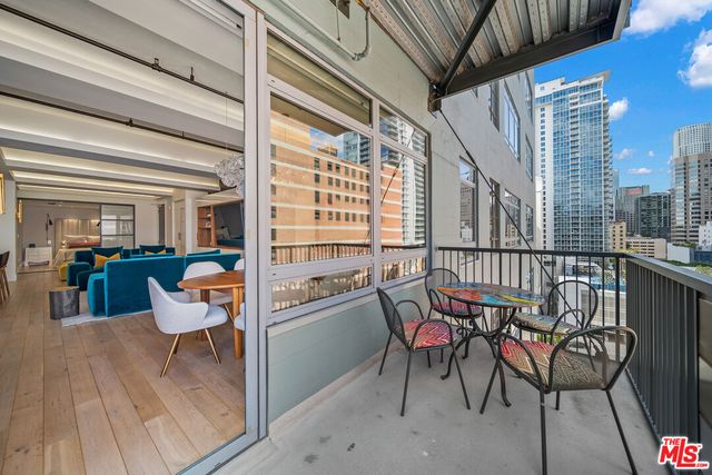 $1,595,000 | 849 South Broadway, Unit 812, Los Angeles, CA 90014