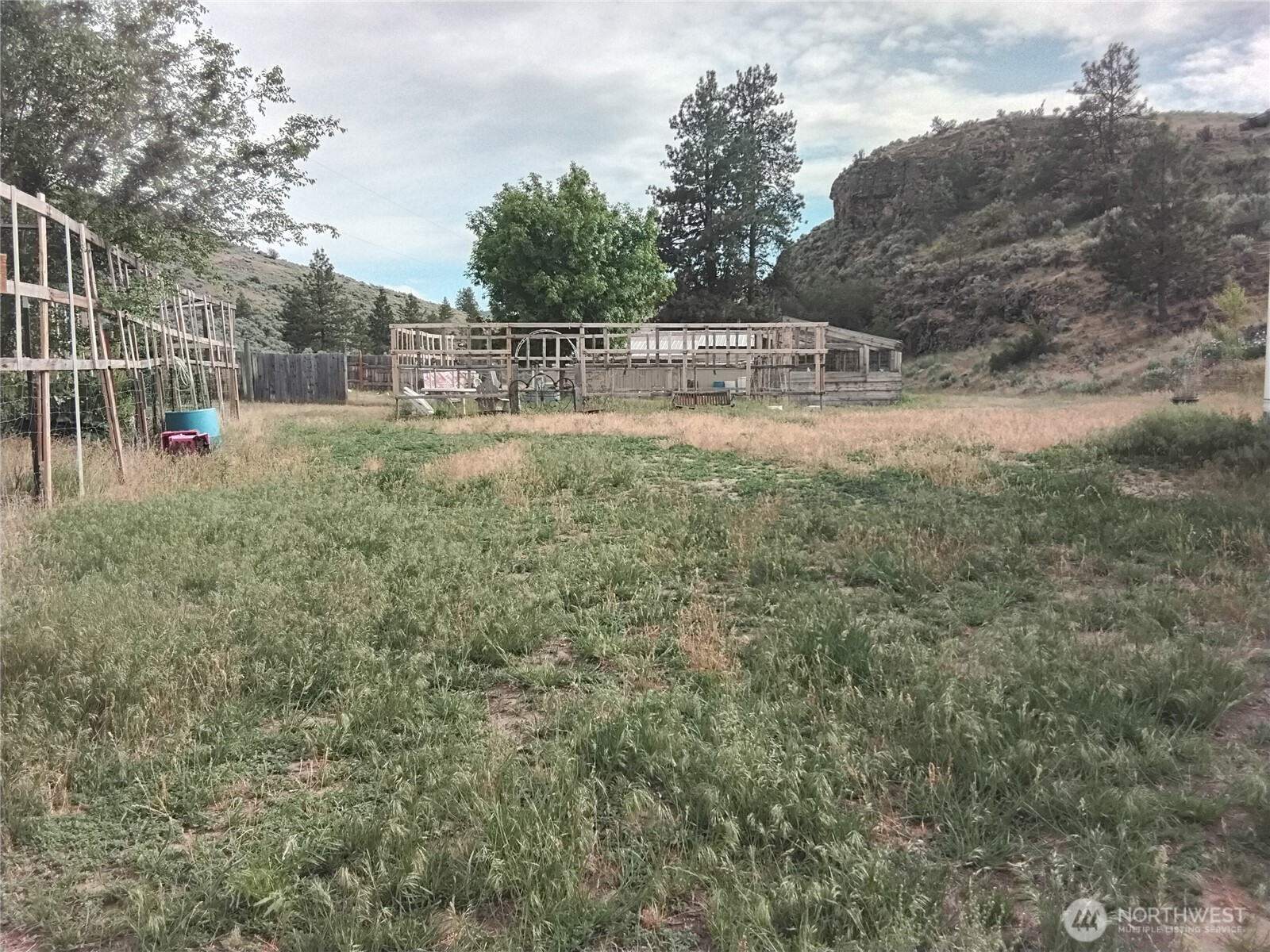 20 Round Up Road Oroville, WA 98844 - Photo 6 of 32