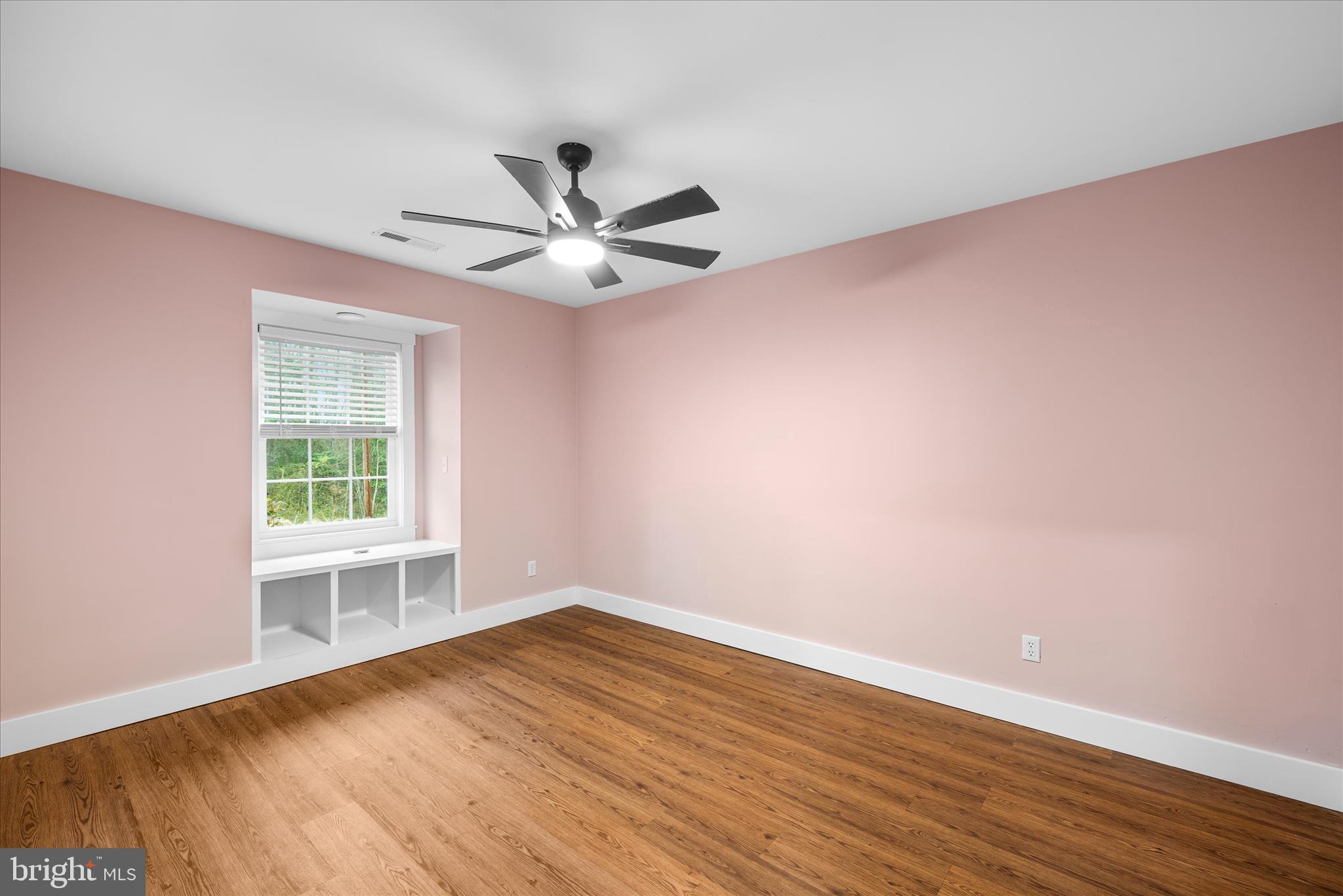 24163 Old Meadow Road Seaford, DE 19973 - Photo 28 of 98 Bedroom 2 with hardwoods and window nook