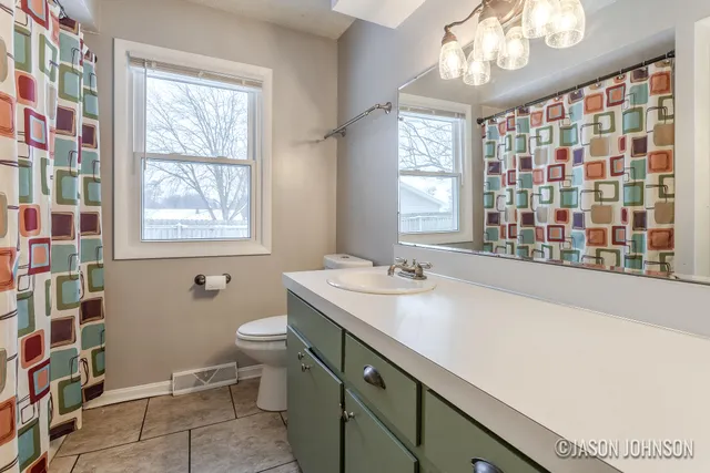 $358,900 | 6835 Kay Boer Drive, Jenison, MI 49428