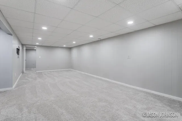 $358,900 | 6835 Kay Boer Drive, Jenison, MI 49428