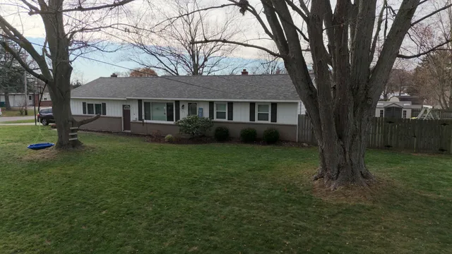 $358,900 | 6835 Kay Boer Drive, Jenison, MI 49428