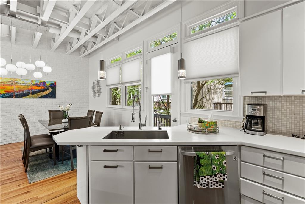 229 Peters Street Southwest, Unit 4 Atlanta, GA 30313 - Photo 6 of 21 Gallery Image 6