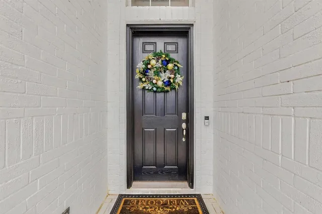 a view of an entryway