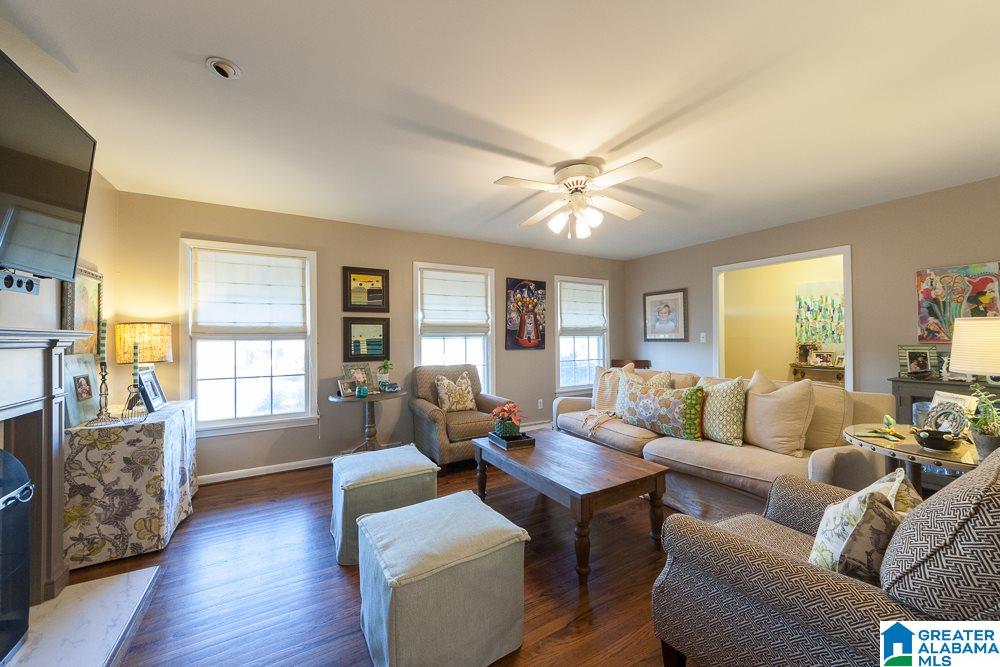 3041 Dolly Ridge Drive Birmingham, AL 35243 - Photo 11 of 34