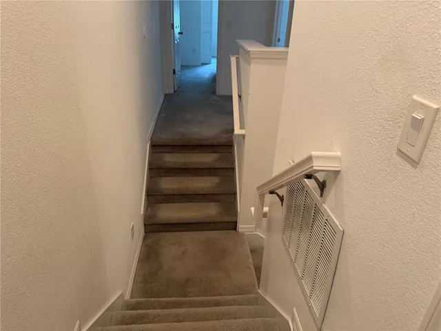 $2,050 | 1236 Countrymen Court, Apopka, FL 32703