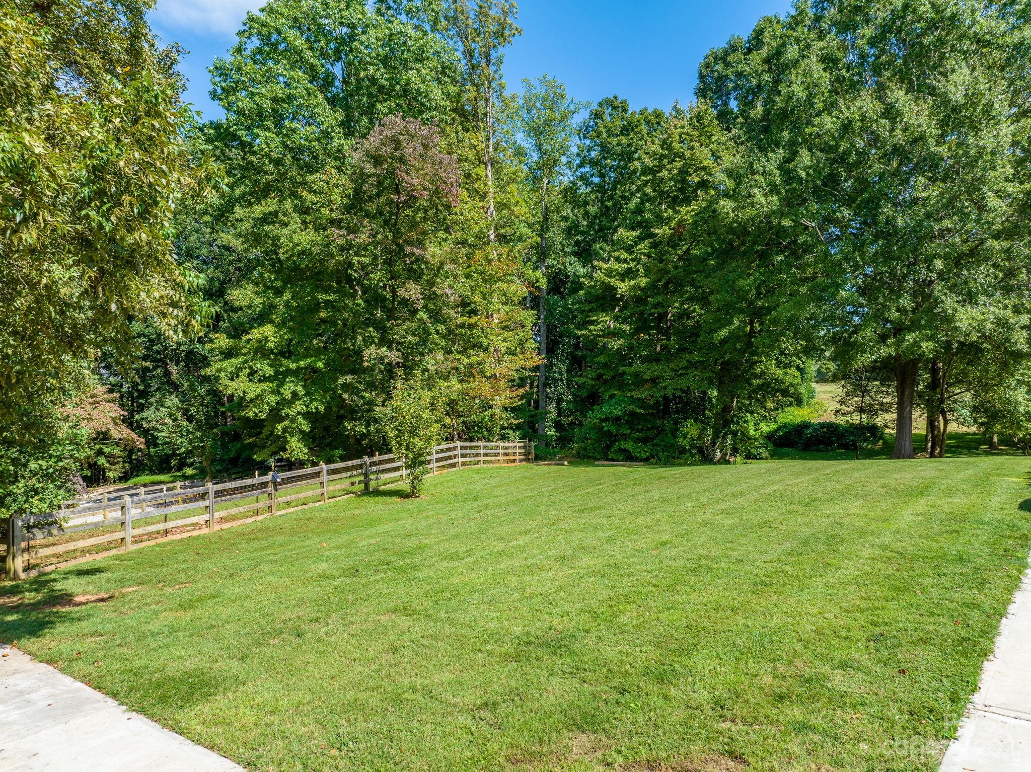 12305 Mayes Road Huntersville, NC 28078 - Photo 32 of 48 Gallery Image 32