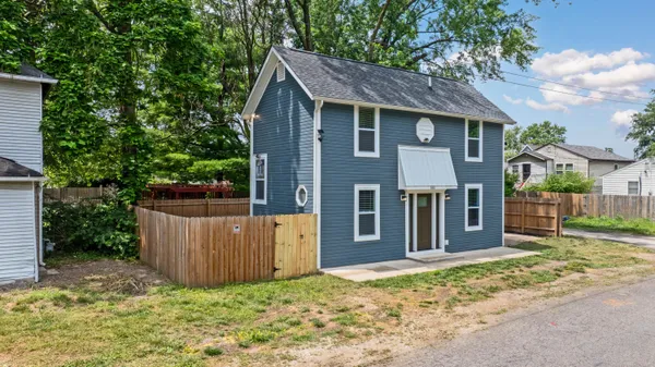 $206,400 | 861 North Washington Avenue, Columbus, OH 43201