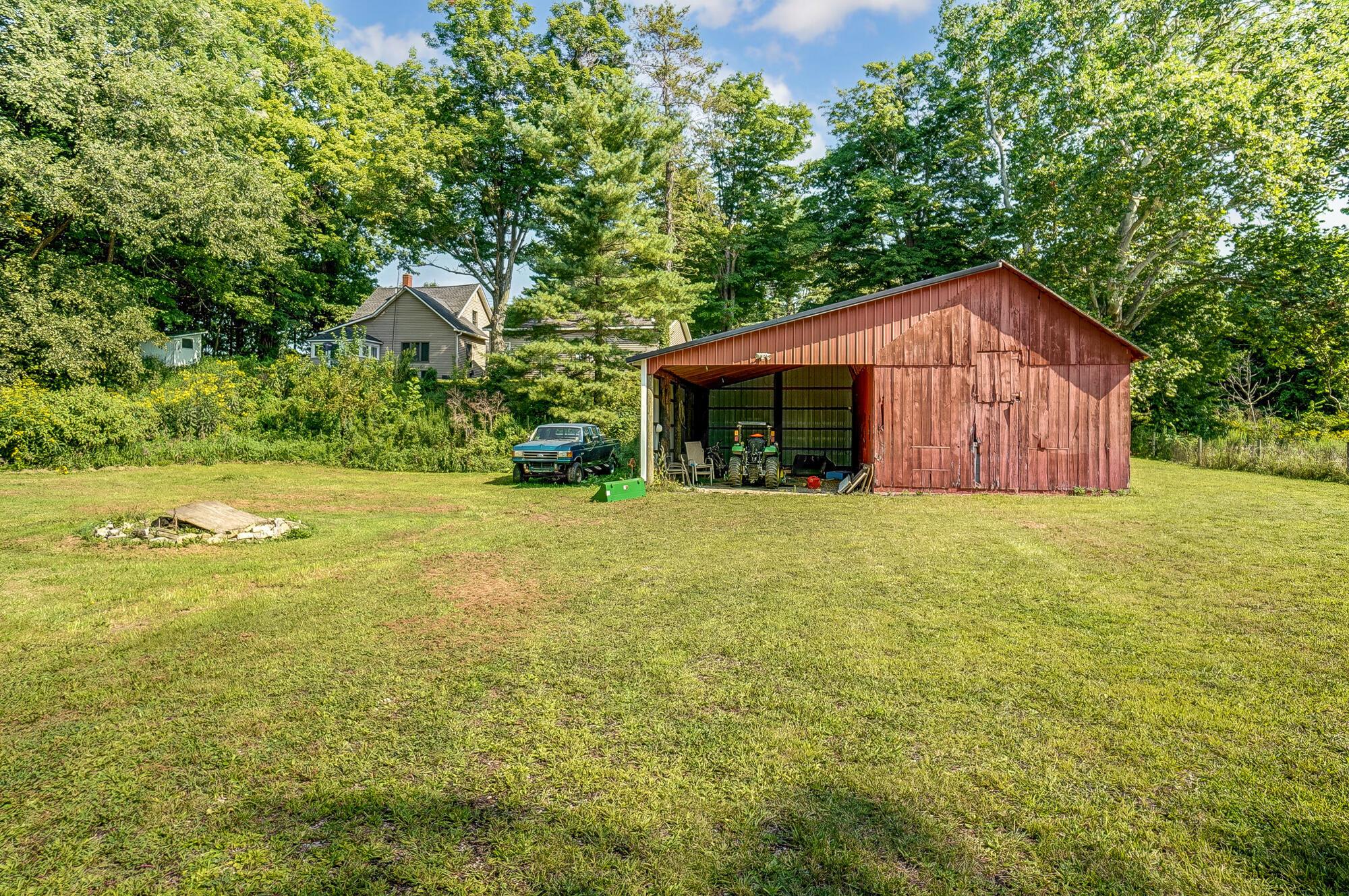 12260 Sycamore Road Mount Vernon, OH 43050 - Photo 22 of 25 Barn Storage
