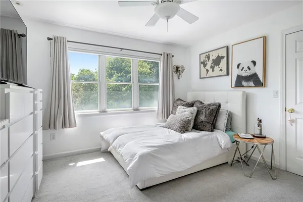 $2,450,000 | 180 Cottontail Drive, Portsmouth, RI 02871