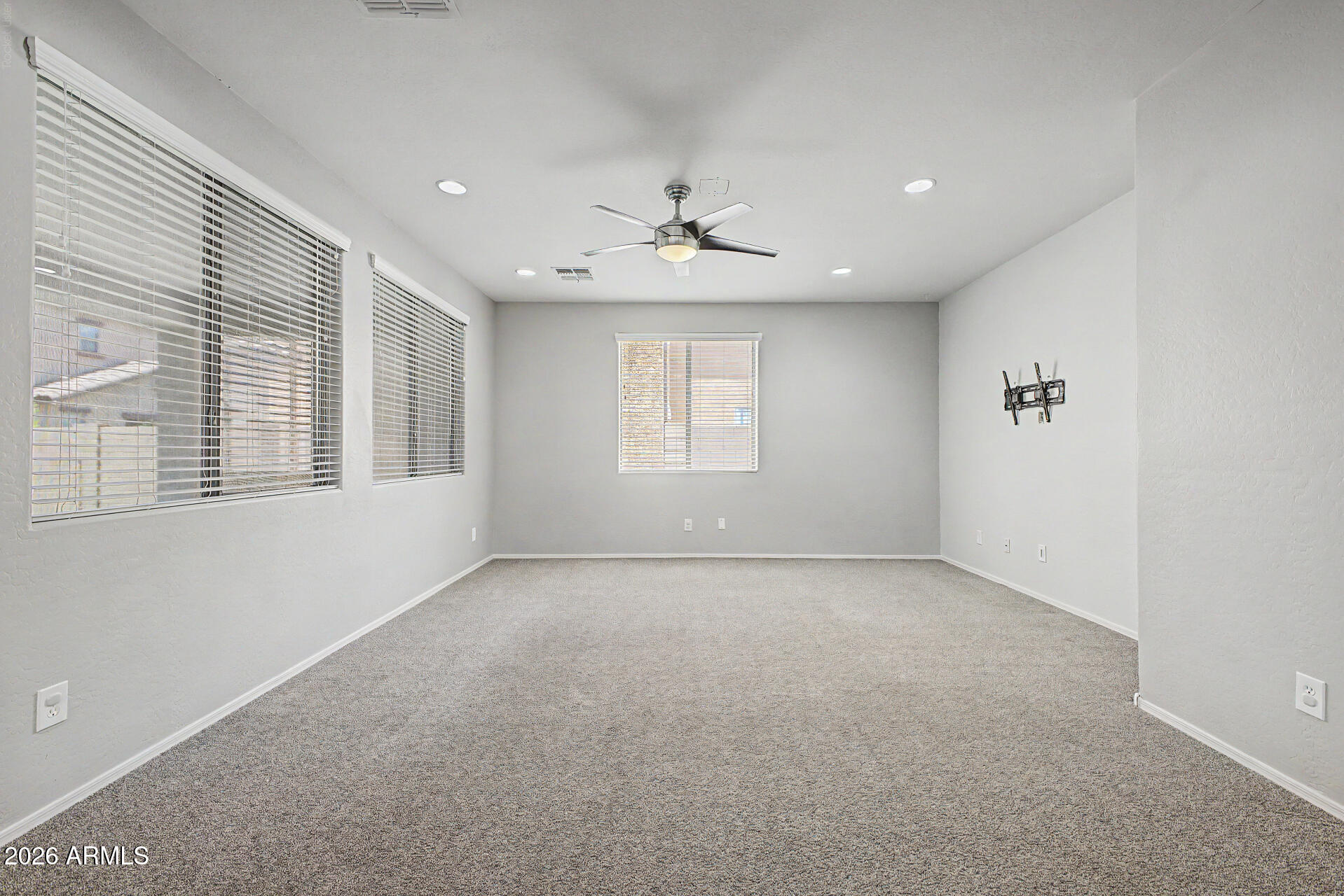 2154 South Martingale Road Gilbert, AZ 85295 - Photo 9 of 55