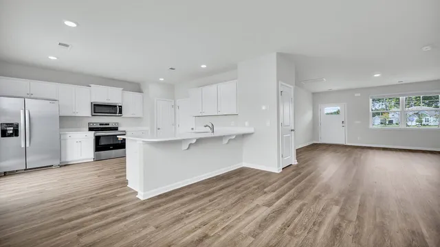 $374,900 | 6003 Savy Court, Ravenel, SC 29470