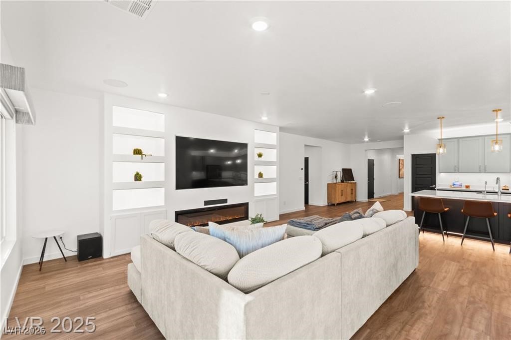 3525 Rodman Ridge Court Las Vegas, NV 89121 - Photo 11 of 60