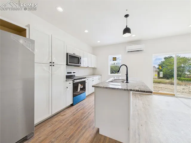 $349,999 | 264 West Laurue Lane, Pueblo West, CO 81007