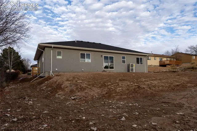 $349,999 | 264 West Laurue Lane, Pueblo West, CO 81007
