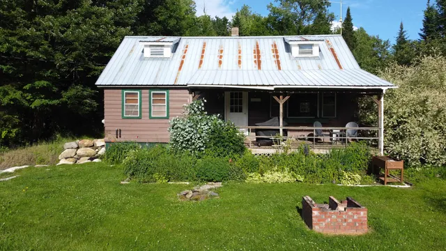 $249,900 | 1098 Toad Pond Road, Morgan, VT 05853