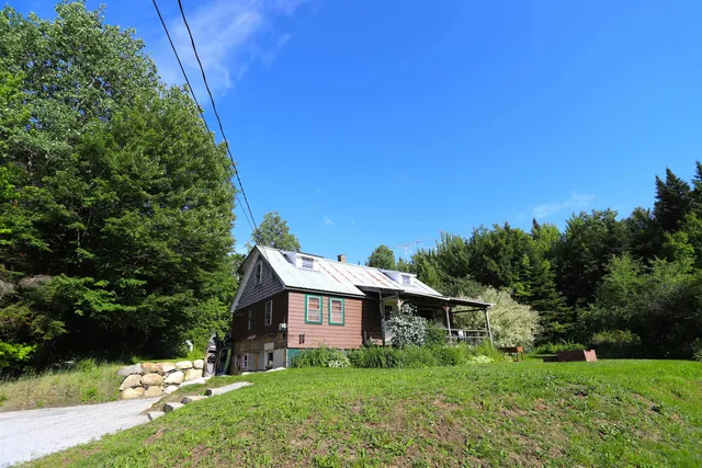 $249,900 | 1098 Toad Pond Road, Morgan, VT 05853
