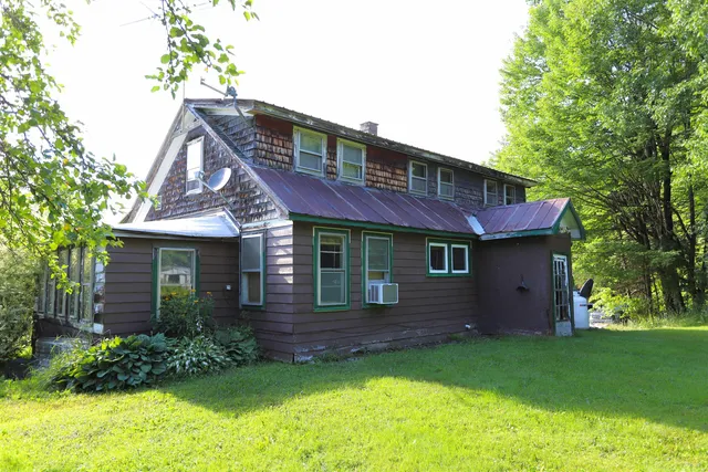 $249,900 | 1098 Toad Pond Road, Morgan, VT 05853