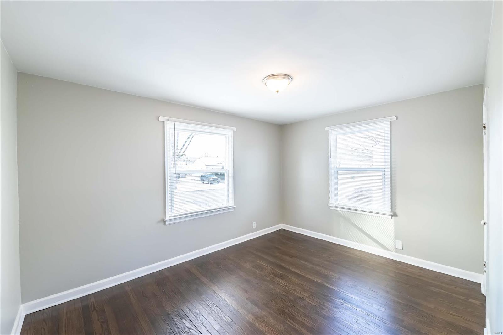 8135 Rector Drive St. Louis, MO 63134 - Photo 25 of 40 Gallery Image 25