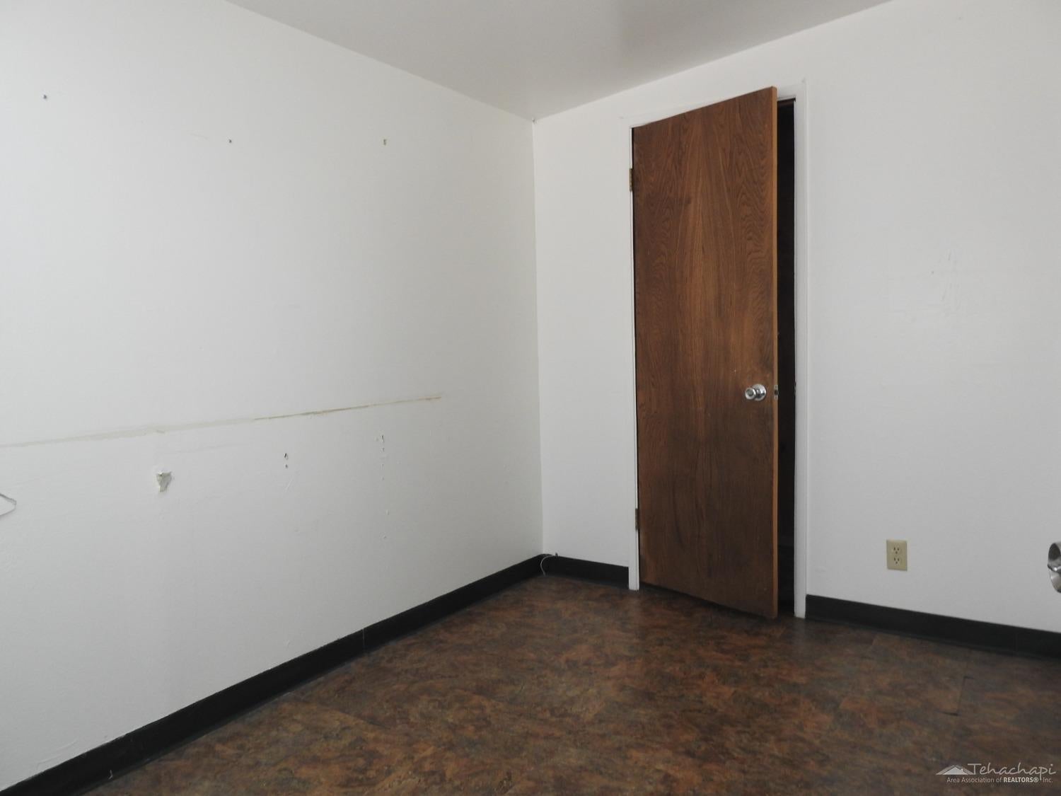 116 West E Street Tehachapi, CA 93561 - Photo 12 of 36 Gallery Image 12