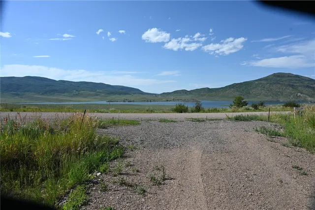 $634,900 | 23590 Young Creek Way, Oak Creek, CO 80467