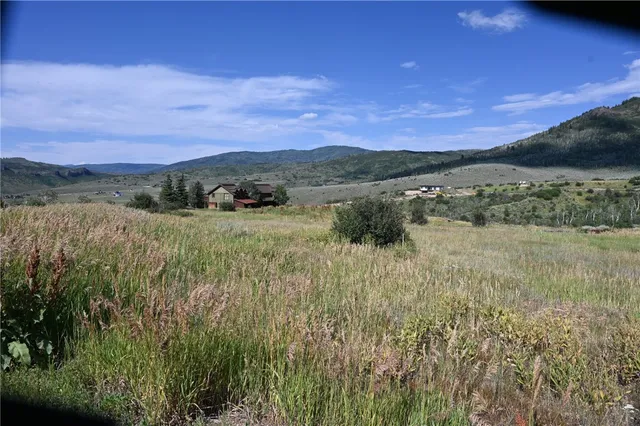 $634,900 | 23590 Young Creek Way, Oak Creek, CO 80467