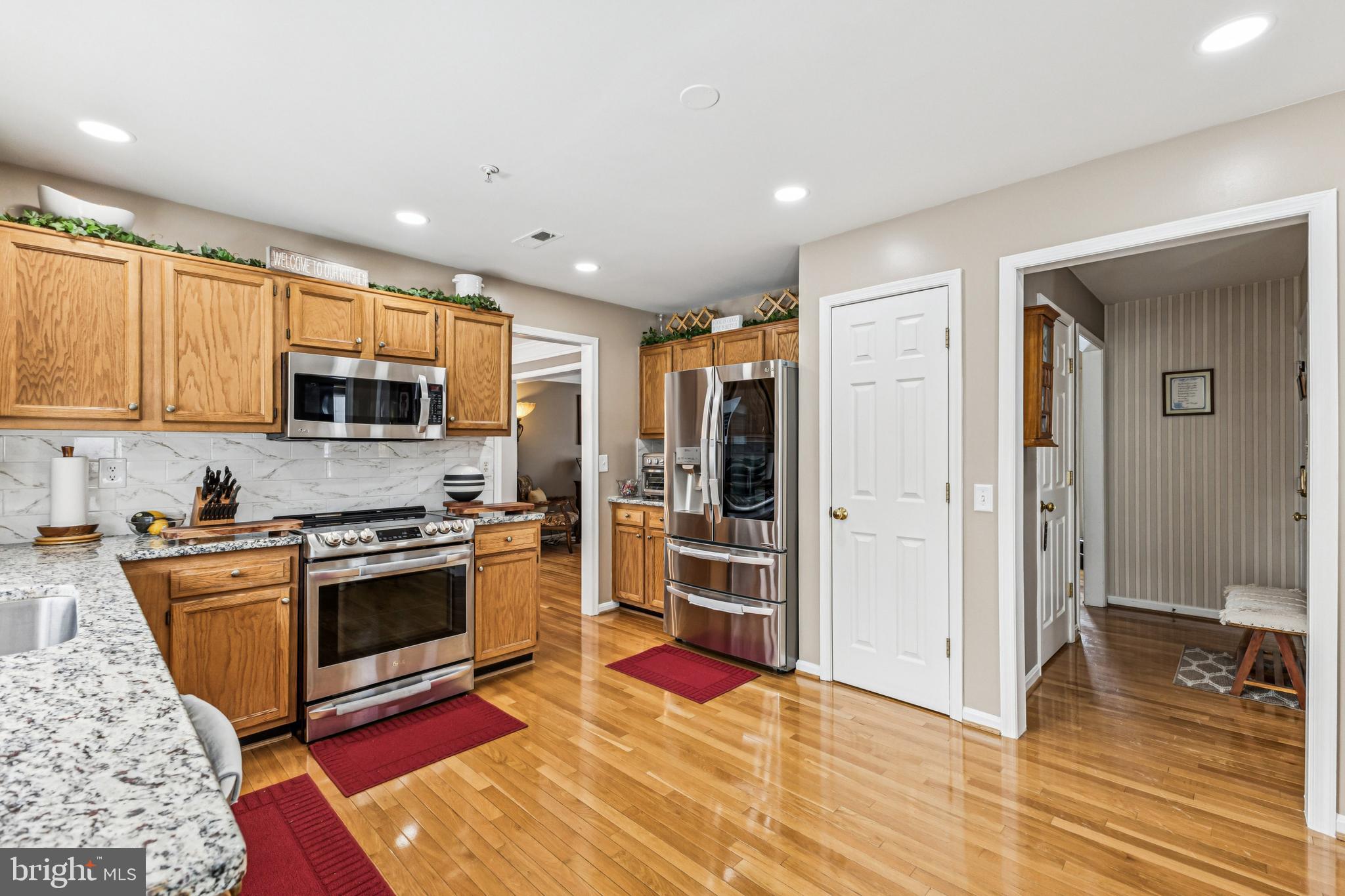 3205 Benjamin Court Clinton, MD 20735 - Photo 13 of 44 Updated kitchen