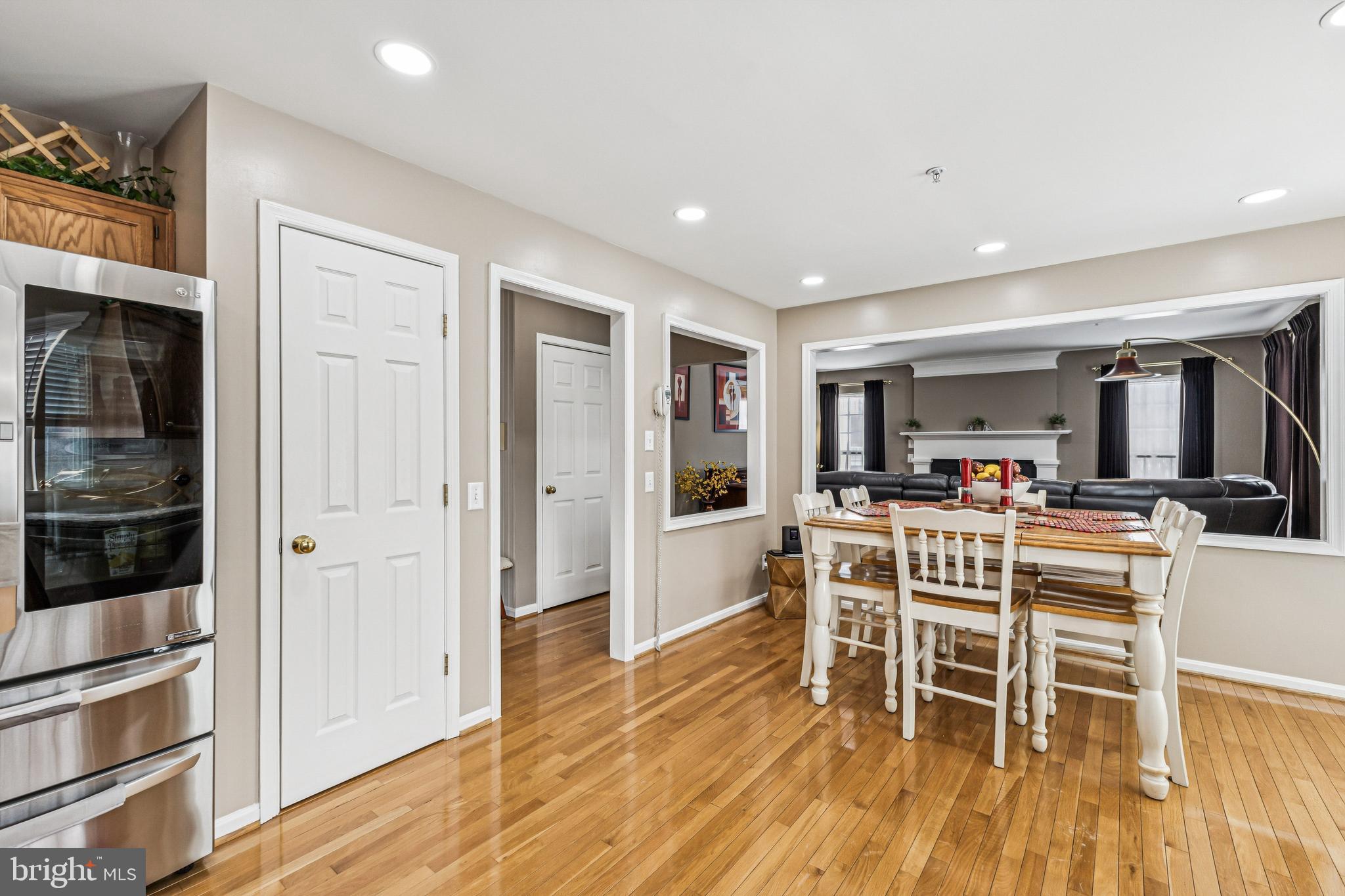 3205 Benjamin Court Clinton, MD 20735 - Photo 15 of 44 Kitchen/family room