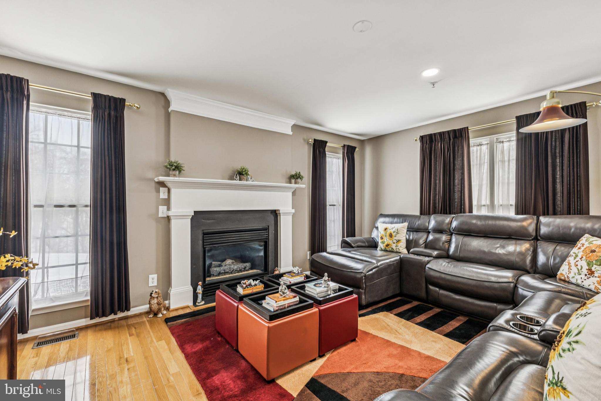 3205 Benjamin Court Clinton, MD 20735 - Photo 17 of 44 Cozy family room with gas fireplace