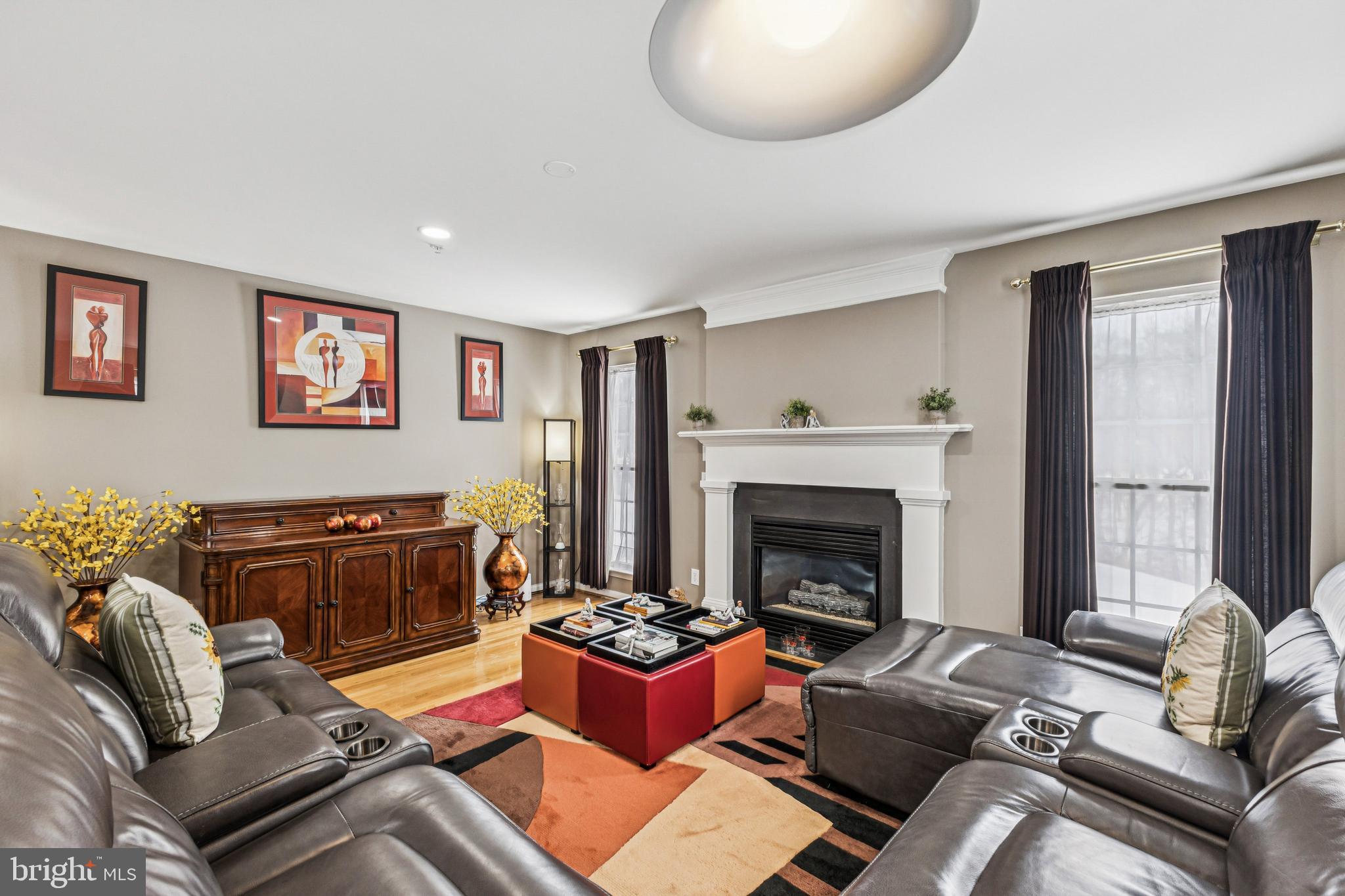 3205 Benjamin Court Clinton, MD 20735 - Photo 18 of 44 Cozy Family room with a gas fireplace