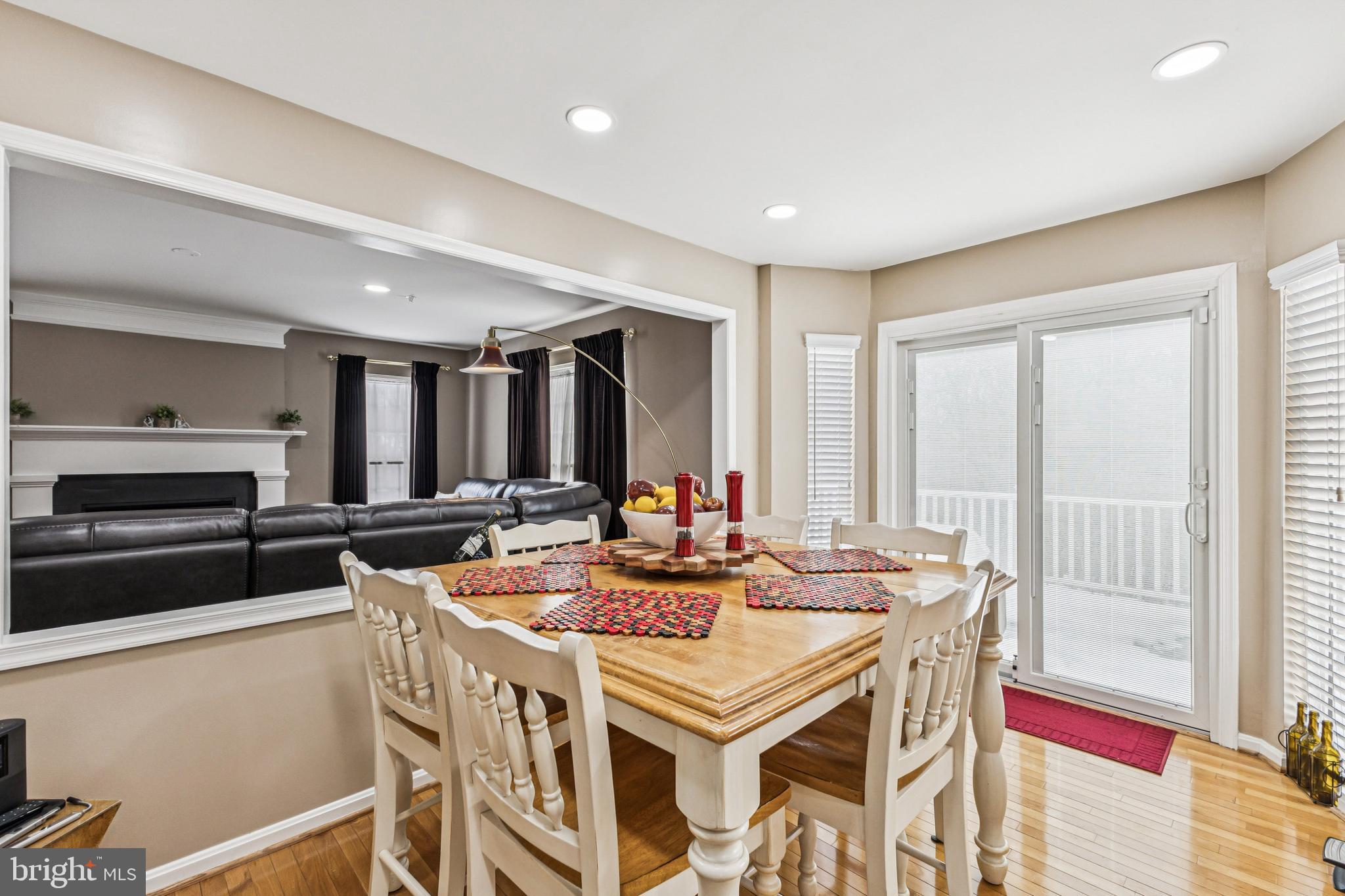 3205 Benjamin Court Clinton, MD 20735 - Photo 10 of 44 Eat-in space in the kitchen