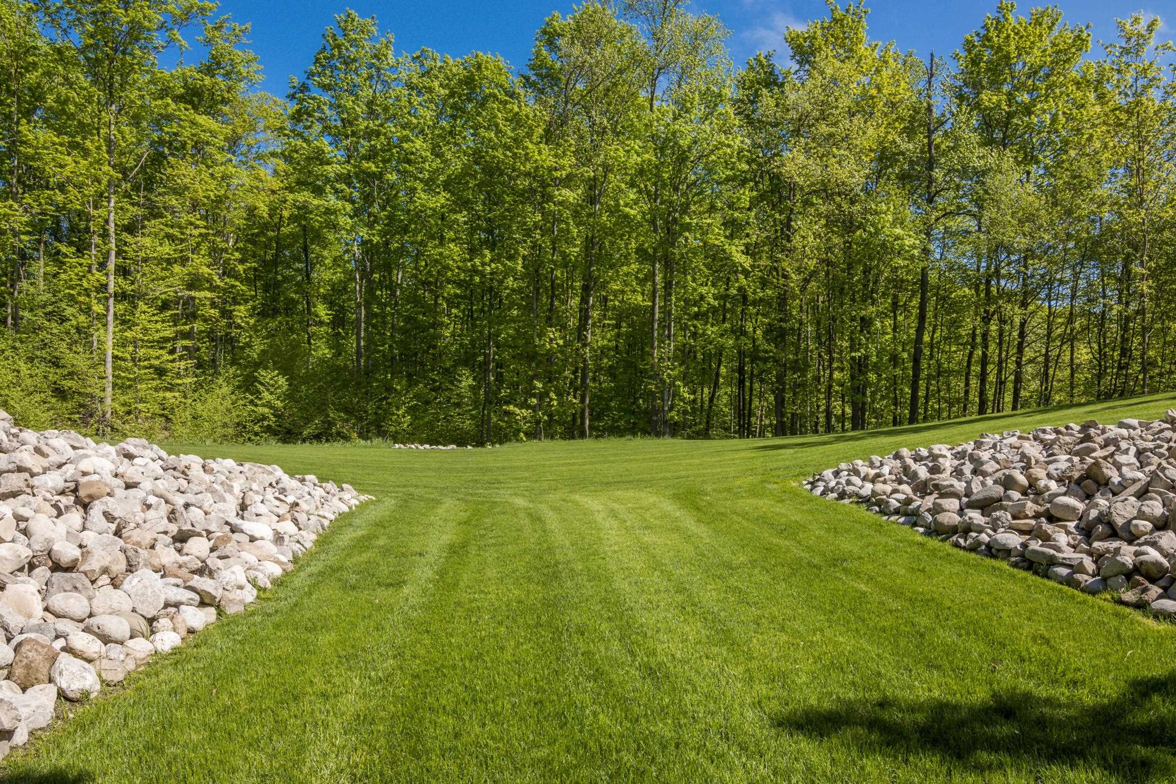 2013 East Kasson Road Cedar, MI 49621 - Photo 29 of 30