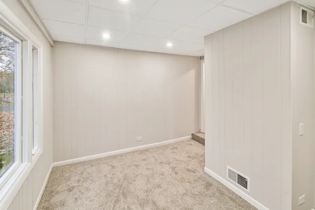 $424,700 | 615 Polo Drive, Wheaton, IL 60187