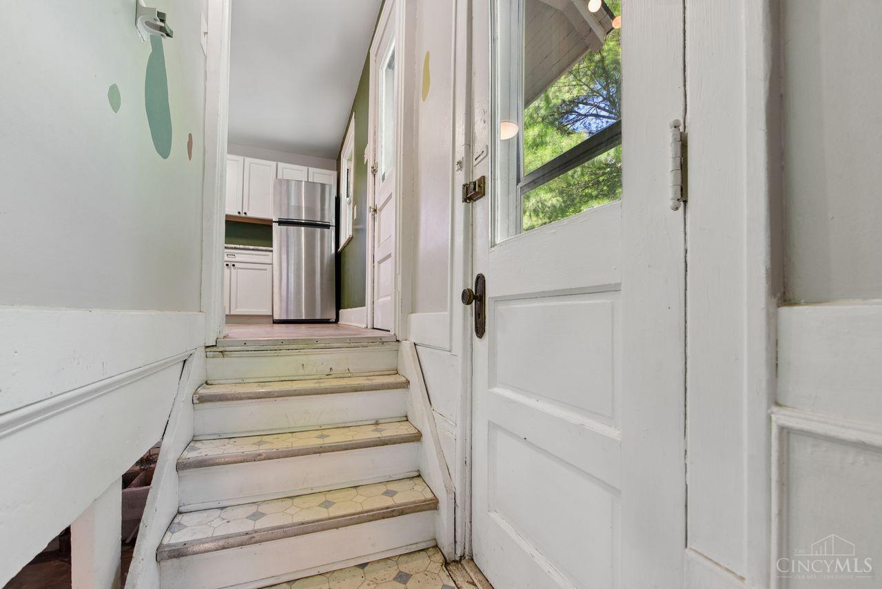 4568 Innes Avenue Cincinnati, OH 45223 - Photo 25 of 40