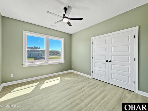 $479,900 | 305 Spinnaker Drive, Elizabeth City, NC 27909